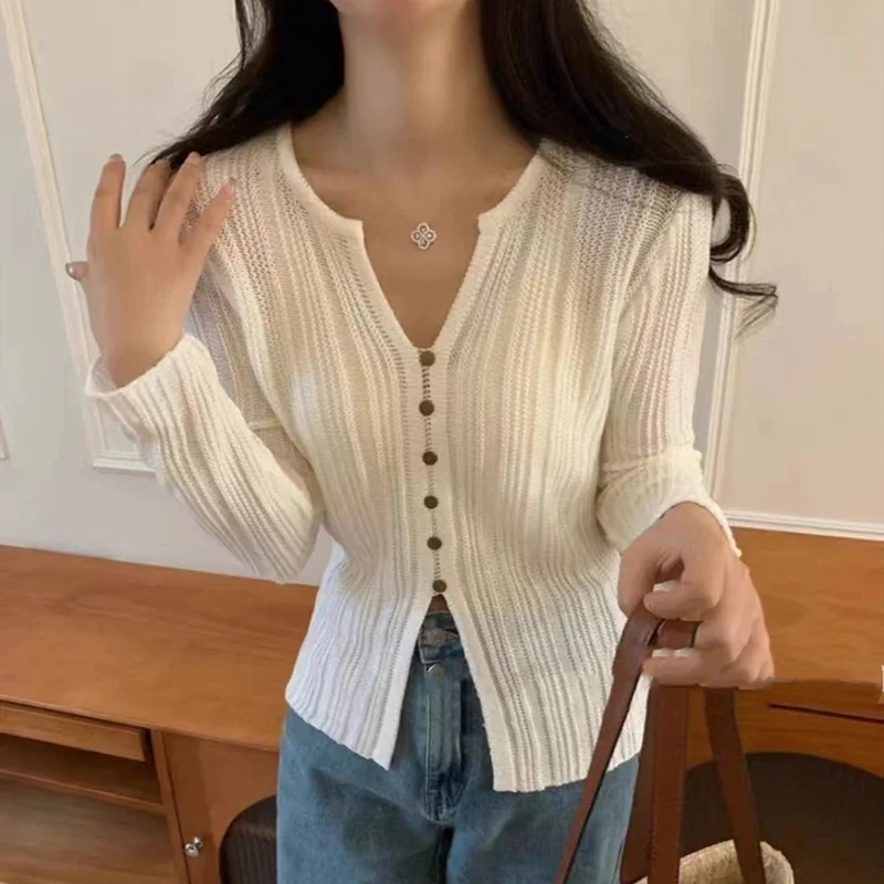 Spring and Autumn Fashion New V-neck Button Long-sleeved Slim-fit Knitted Sweater Elegant Thin Casual Thin Solid Color Sweater