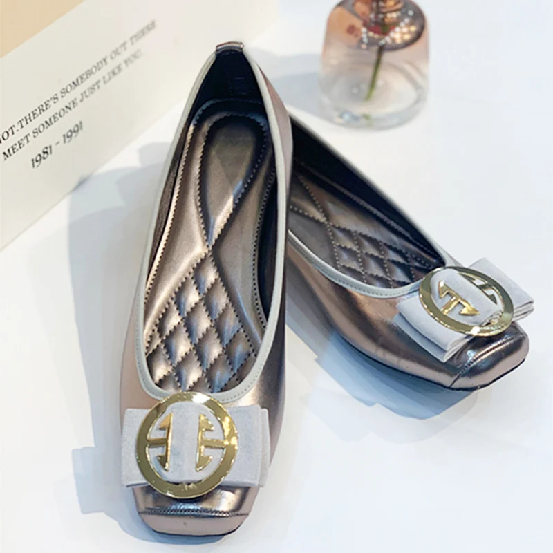 2022 Summer Square Head Flat Shoes Round Buckle Comfortable Casual Ballet Large Size Mother Women Shoes Platform Shoes