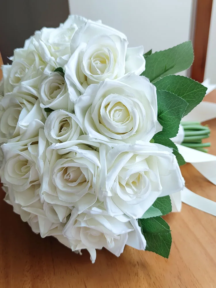 Wedding Bouquets White Bridal Bouquet Silk Flowers Artificial Roses Boutonniere Marriage Bridesmaid Corsage Wedding Accessories