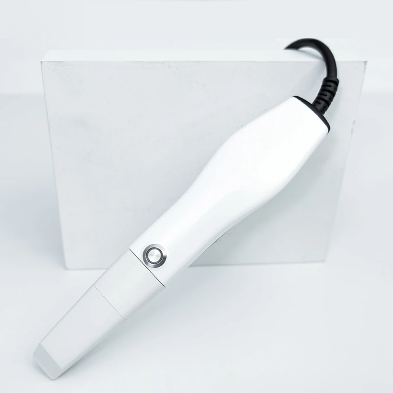 Рисунок 2 - Интраоральный сканер