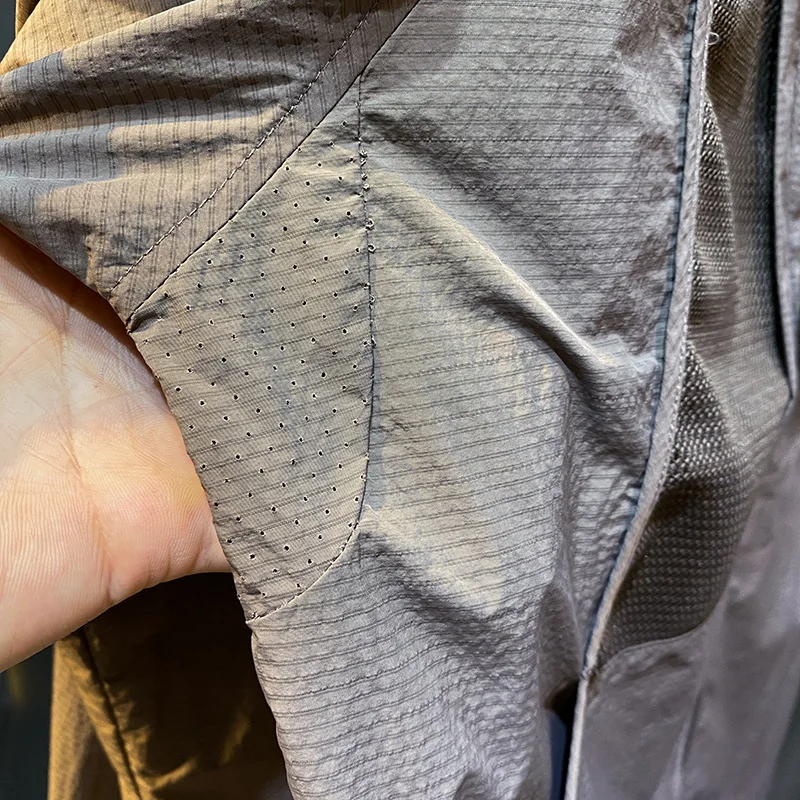 Summer Ultra-Thin Soft Ice Silk Sun Protection Clothing Men2024New UV Protection Outdoor Fishing Hooded Climbing Jacket