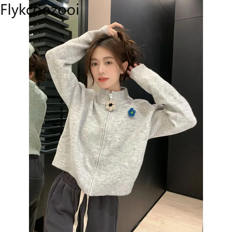 

Women's Cardigans Design Sense Stand Neck Three-Dimensional Flower Decoration Zipper Age Reduction Knitted Coats Ladies Clothing