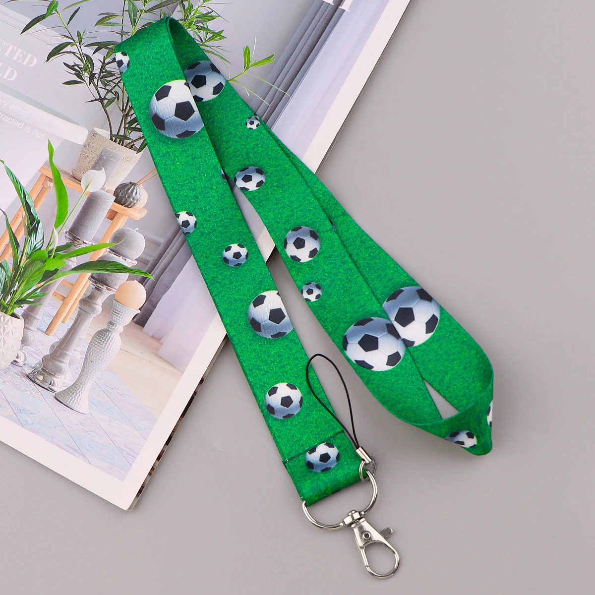 Fußball Hals riemen Lan yards für Schlüssel bund Abzeichen Inhaber ID Kreditkarte Pass hängen Seil Handy Charm Zubehör Geschenke für Fans – Detail 4