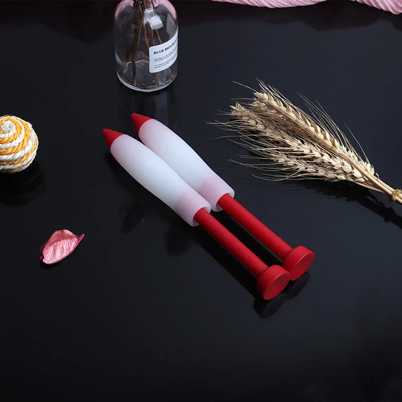 Écriture sur gâteau : conseils pour une décoration élégante et lisible