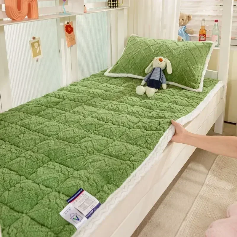 Slide image cee634d5fd654b4eb411fad829cd8936