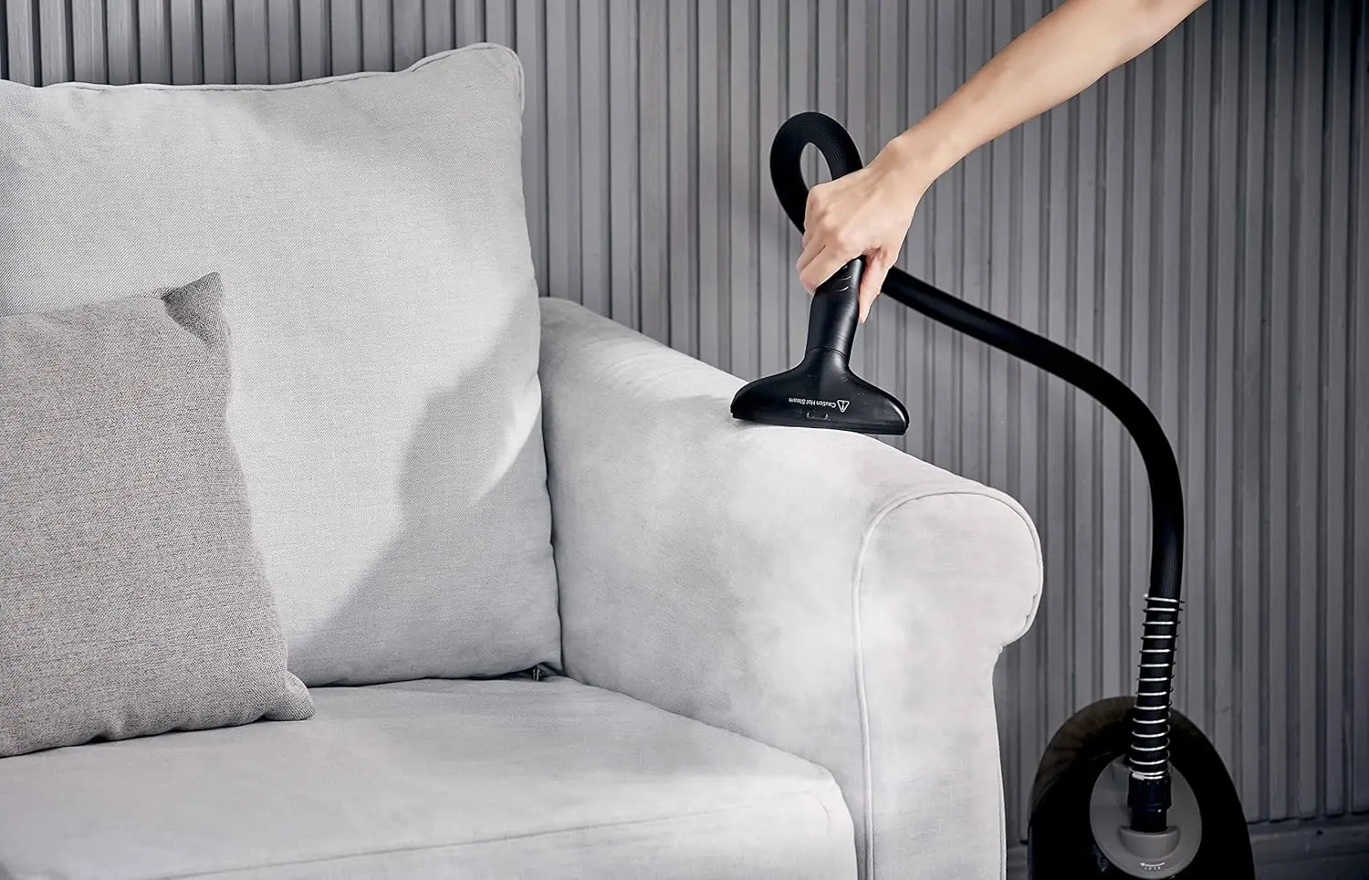 GS18-DJ Standing Garment Steamer with Roll Wheels for Easy Movement, 1.8L Water Tank for 1 Hour Continuous Steaming, Adju 3