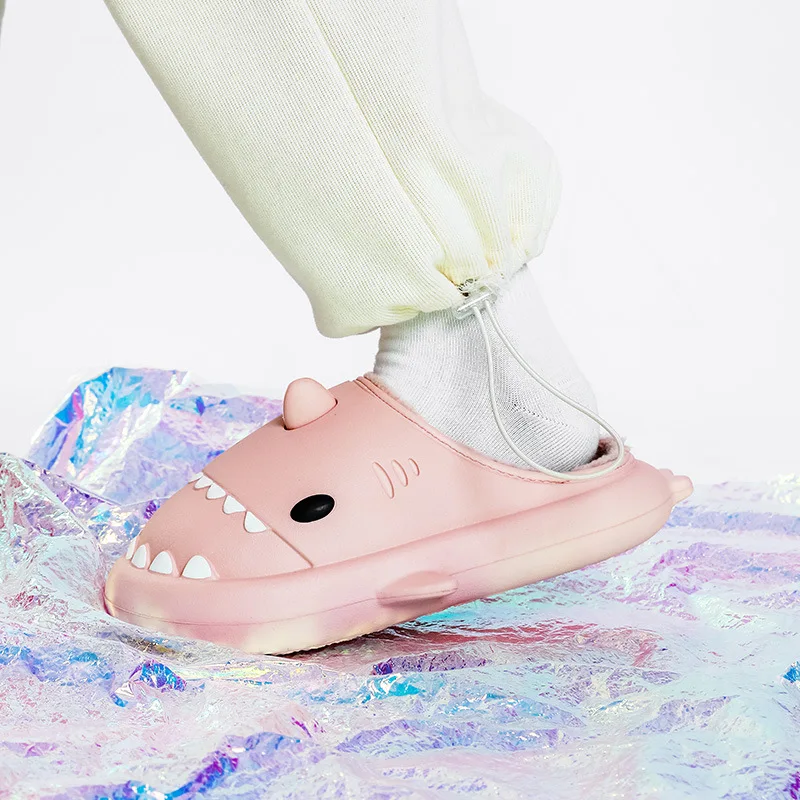 Comwarm Shark Plush Slippers For Women Men Autumn And Winter Warm Cartoon Cotton Slipper Non-Slip Waterproof Outdoor Home Shoes 3