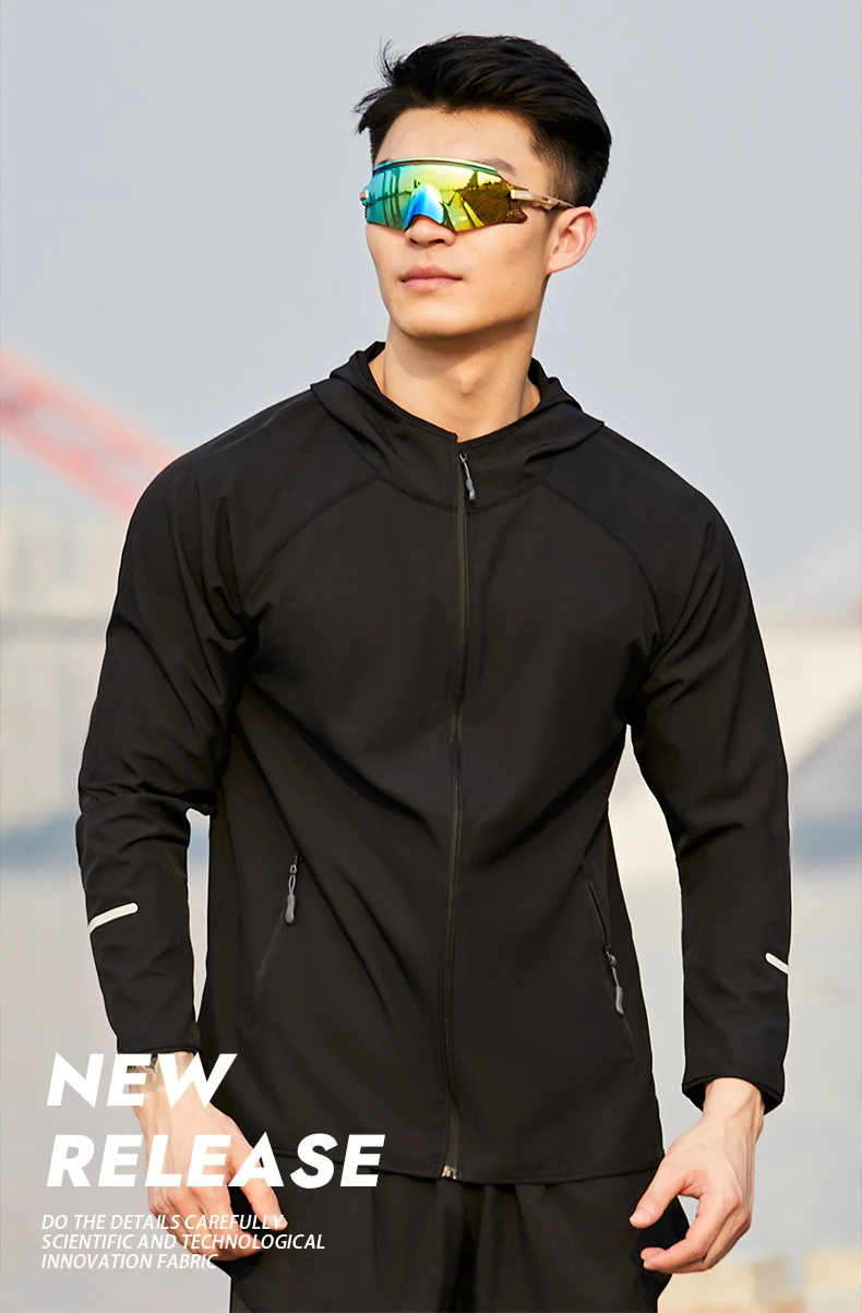 Running windbreaker light breathable sports coat outdoor long sleeve zipper hoodie jackets for men