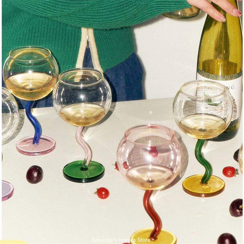 Tazza Di Calice Di Vetro Multicolore Champagne Cocktail Twisted Cup Pole Wine Cup Barware Table Decor Vetro Borosilicato