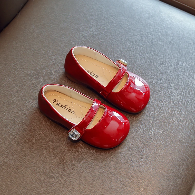 Girl Shoe Fashion Flats for Children Small Leather Shoe Red Soft Casual Shoes Boys Girls Fashion Rhinestone Candy Color Loafers