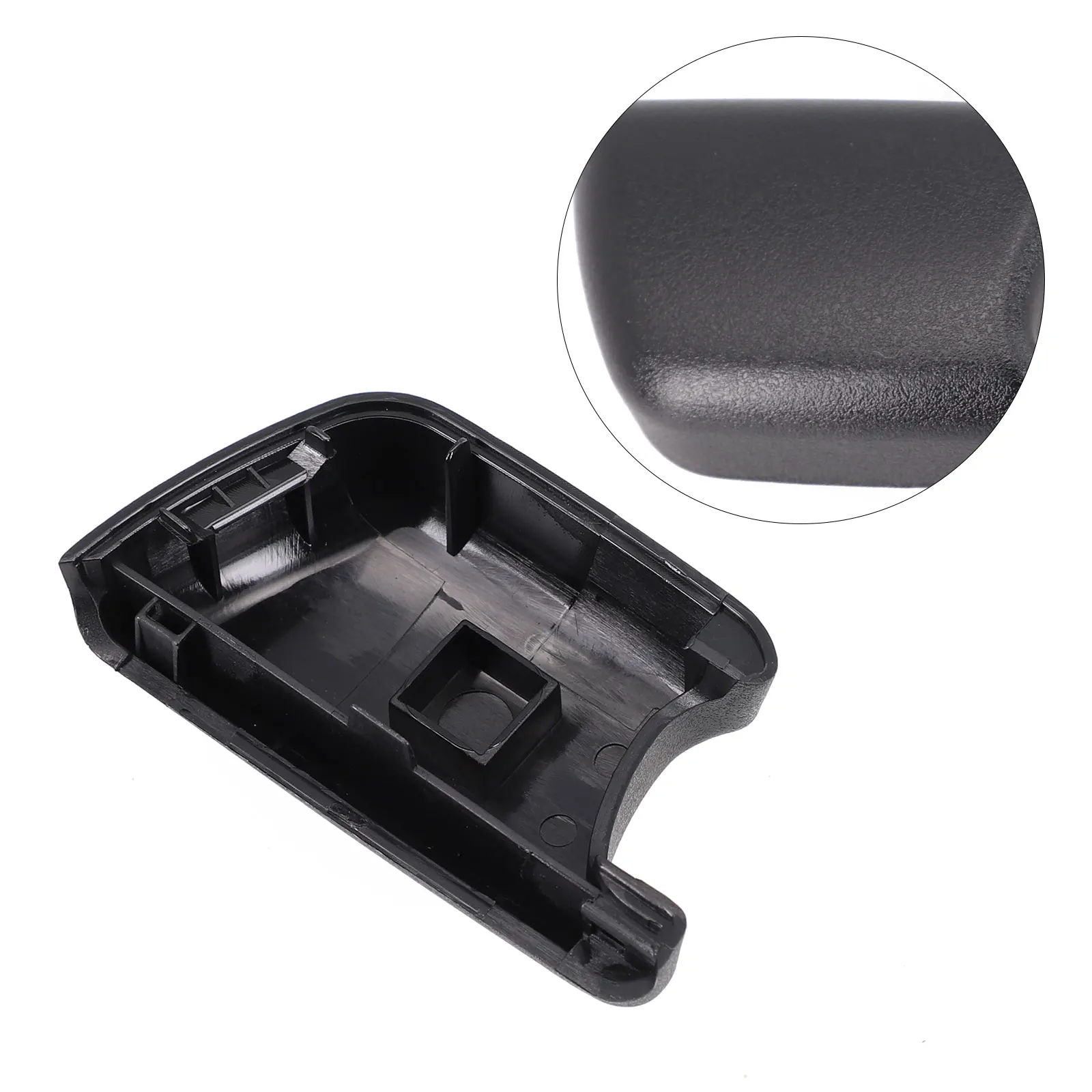 

1PCS Automotive Seats Belt Turning Loop Cover Replacement For Jeep For Wrangler 2011-2017 Part Number 5HF07XDVAE/5HF07XDVAD