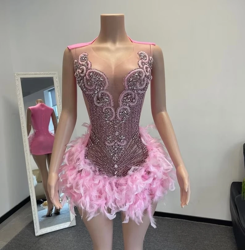 

Pink Sexy Sheer Feather Short Prom Dresses Black Girls Sexy Birthday Party Dresses African Mini Cocktail Dresses Homecoming