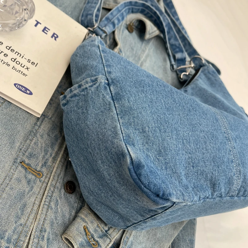 Women's minimalist and fashionable casual denim shoulder bag, zippered shopping bag, crossbody women's bag