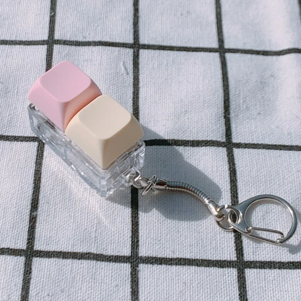 새로운 2/3/4 키 손가락 키보드 키캡 키 버튼 Fidget 키 체인 시간 보내기 장치 감압 장난감 성인