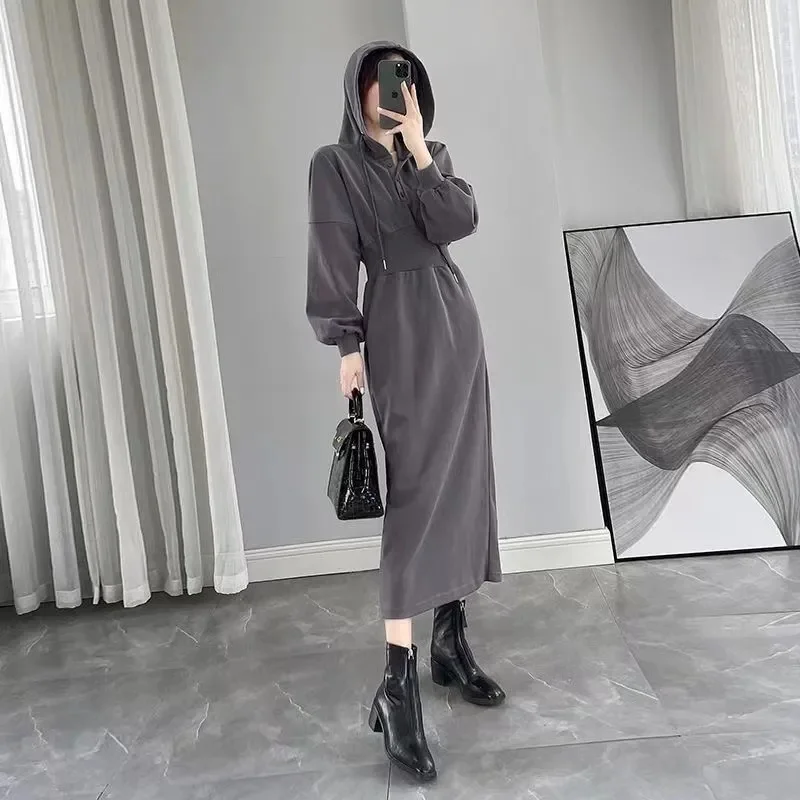 2024 Autumn/Winter Dress Waist Wrap for Slimming with Plush Long Sleeve Hooded Sweater Mid length Hepburn style Fishtail Dress W