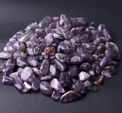 Natural Stones and Crystals for Healing and Home Decoration (Amethyst)