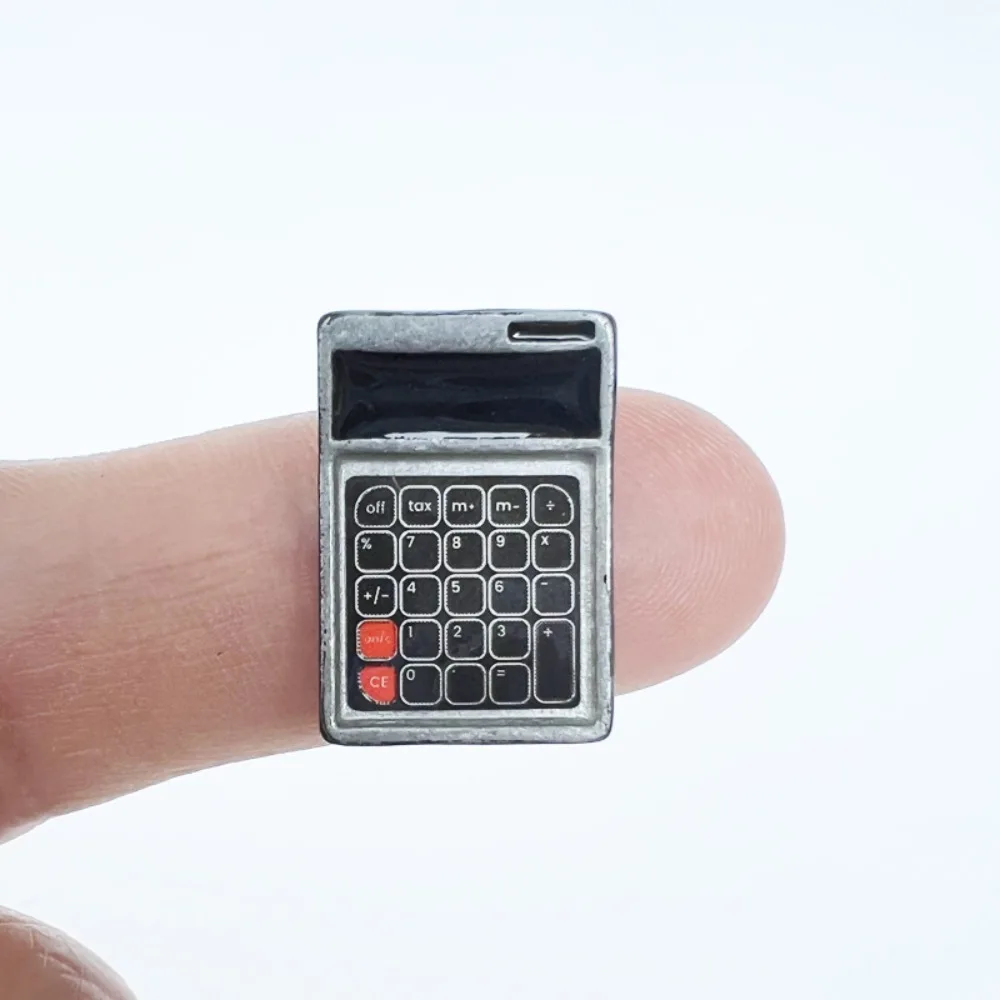 1Pcs 1/12 Dollhouse Miniature Accessories Mini Electronic Calculator Model Simulation Furniture Toys Doll House Decoration