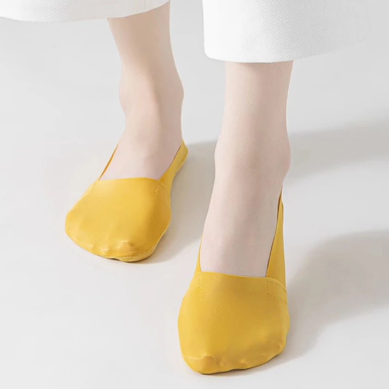 5 أزواج من الجوارب النسائية القابلة للتنفس غير المرئية من السيليكون غير قابلة للانزلاق بلون سادة جورب مريح عالي الجودة بدون عرض سوكس رفيع للغاية