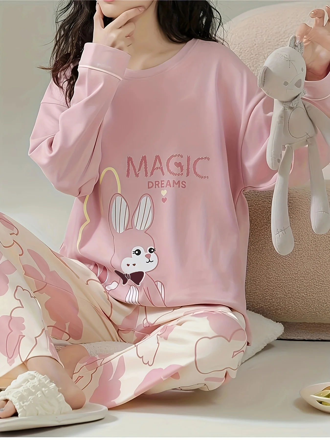 طقم بيجامة نسائي جديد عالي الجمالي للخريف/الشتاء - ملابس مريحة وبسيطة وغير رسمية ولطيفة وجميلة