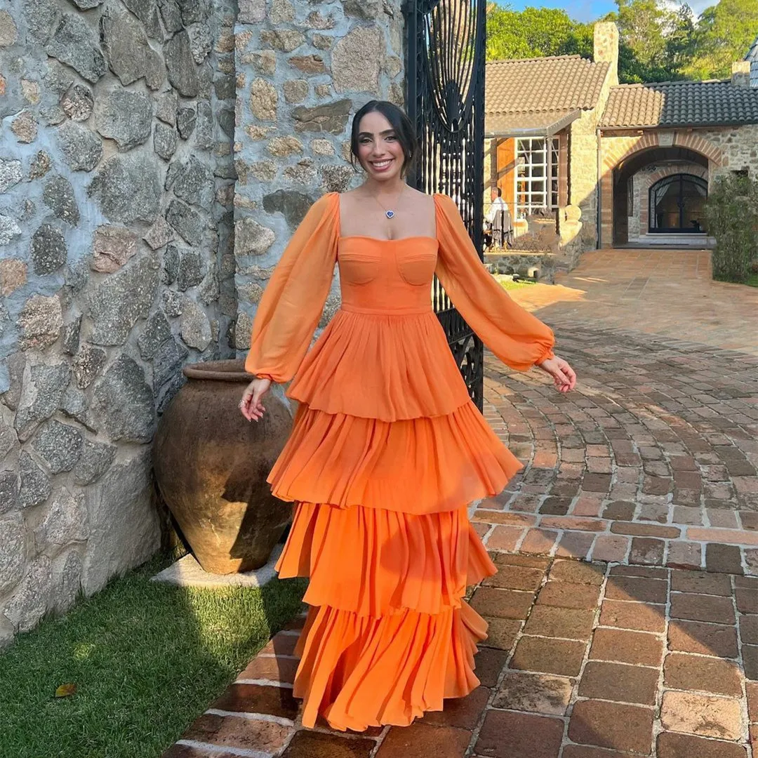 

Vintage Long Chiffon Orange Tiered Evening Dresses A-Line Pleated Floor Length Prom Formal Party Dress for Women