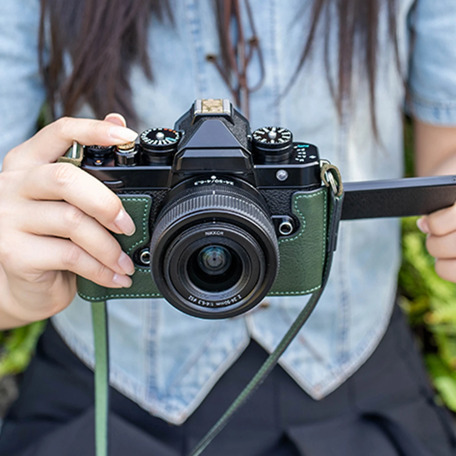 Genuine Leather Camera Half Case Bag for Nikon Zf Retro Protective