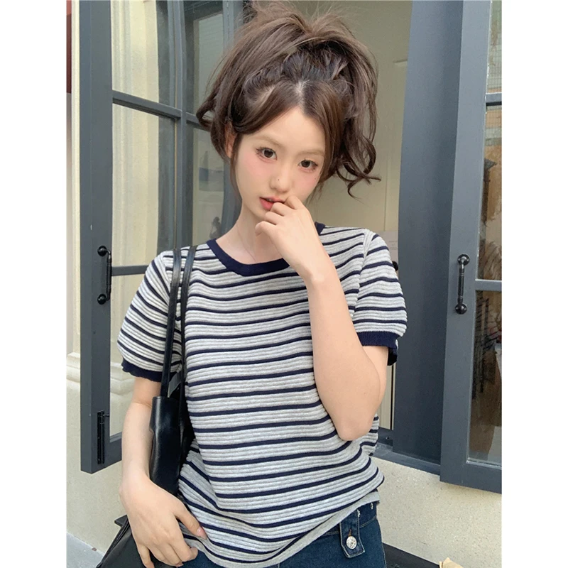 

Korean Fashion Women's T Shirt Summer New Thin Striped Short Sleeve Tees Casual Versatile O-neck Y2k Tops Female