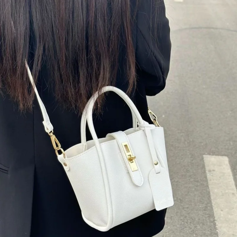 Soft Leather Vintage Shoulder Bag for Women Fashion Large Capacity Composite Bag with a Small Purse Crossbody Top Handle Bag