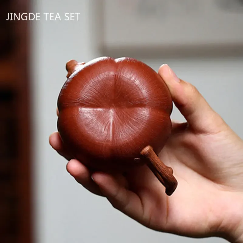 130ml Master Handmade Yixing Purple Clay Teapot Boutique Filter Beauty Kettle High Quality Zisha Tea Set Chinese Teaware Gifts