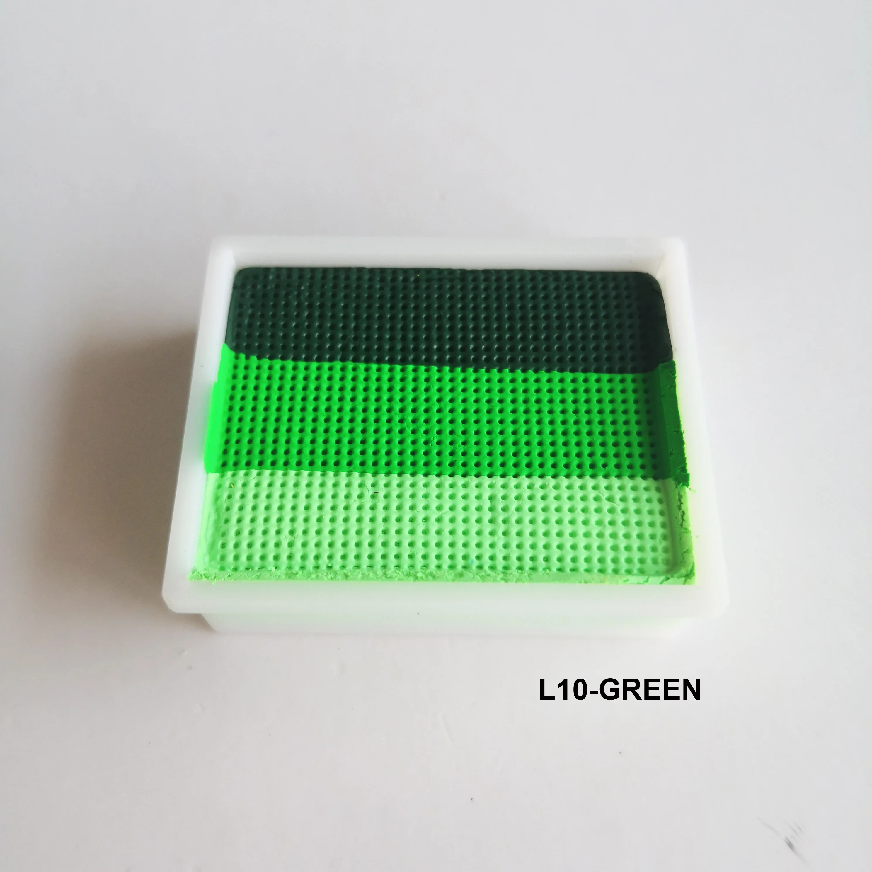 L10-green