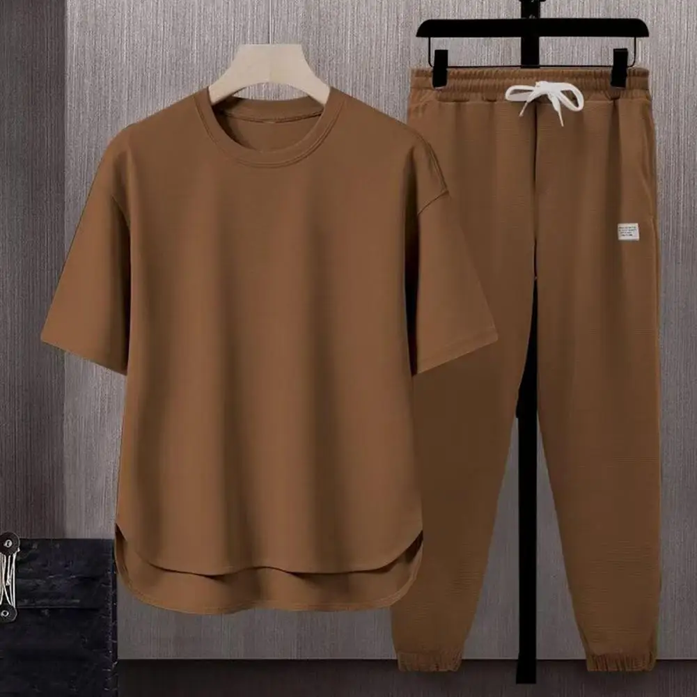 

Men T-shirt Pants Set Men's Summer Sport Outfit Set O-neck Short Sleeve T-shirt Wide Leg Sweatpants with Drawstring for Active