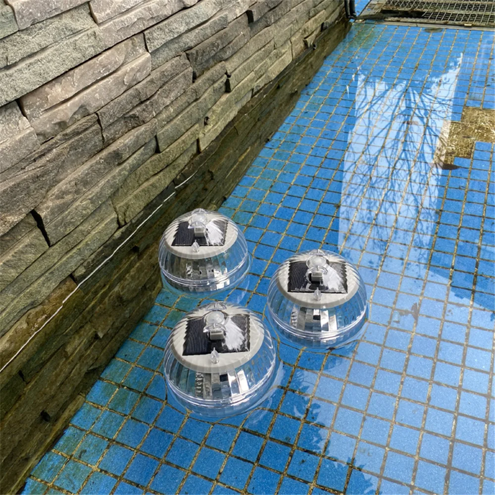 Lumiere Piscine Hors Sol Solaire Mizikuu Lampe Flottante Piscine, Boule Lumineuse Exterieure Avec Télécommande Lumière De Spa à LED Lampe Flottante Sphère Éclairage Pour Piscine Lampe De Nuit Étanche IP68 Pour Jardin