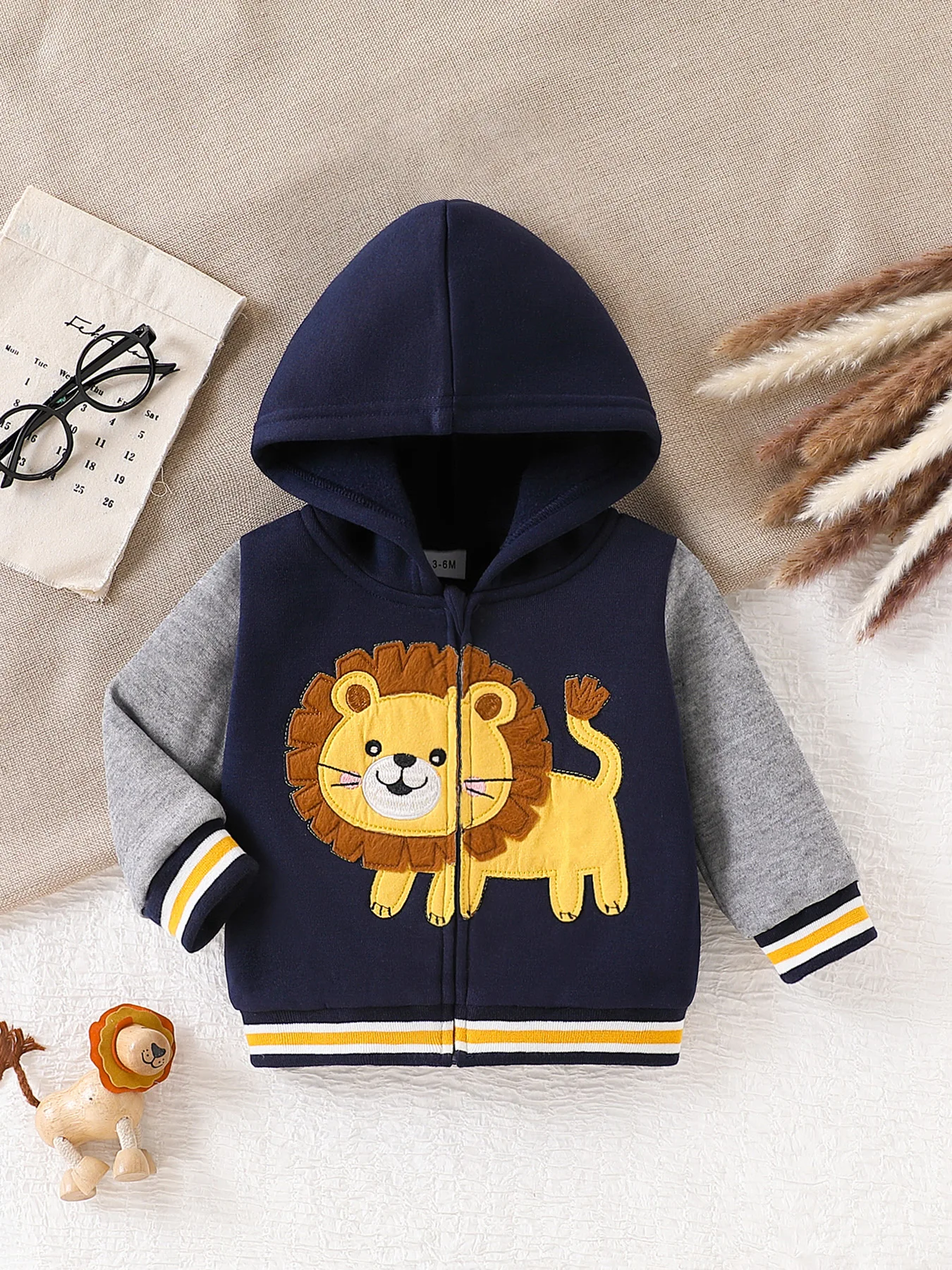 Cute Cartoon 3D Lion Embroidered Color-Blocked Hooded Zip-Up Fleece Jacket Winter Warm Baseball-Style Sweatshirt Jacket 1