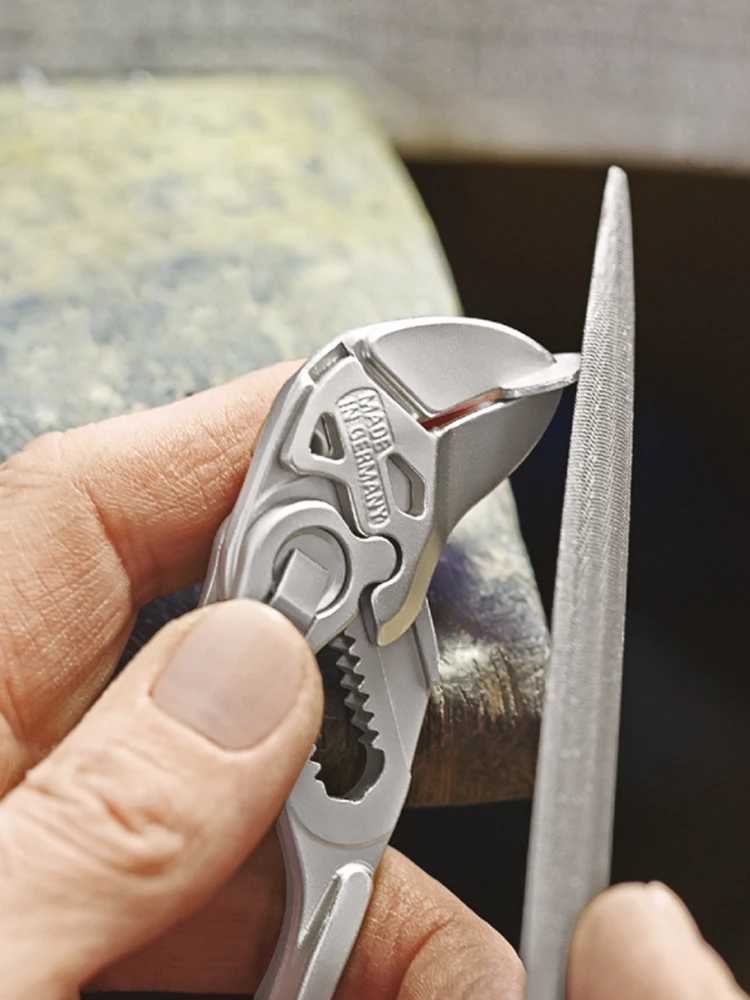 S490fd117e10f4f9da82d031af4c40