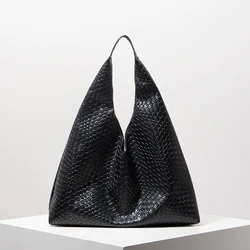 Women's Vintage Woven Leather Tote - Large Capacity Shoulder Bag (Black)