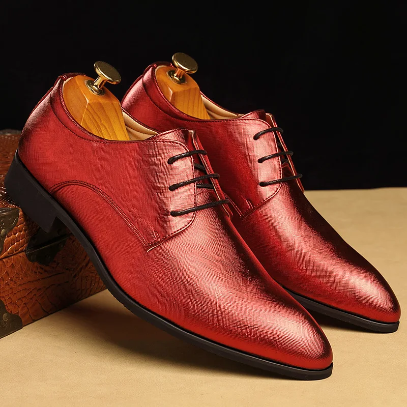 Size 38-48 Designer Derby Shoes Mans Dress Shoes Men Pointed Toe Italiano Men Office Wedding Dress Formal Red Green Silver mens leather dress shoes
