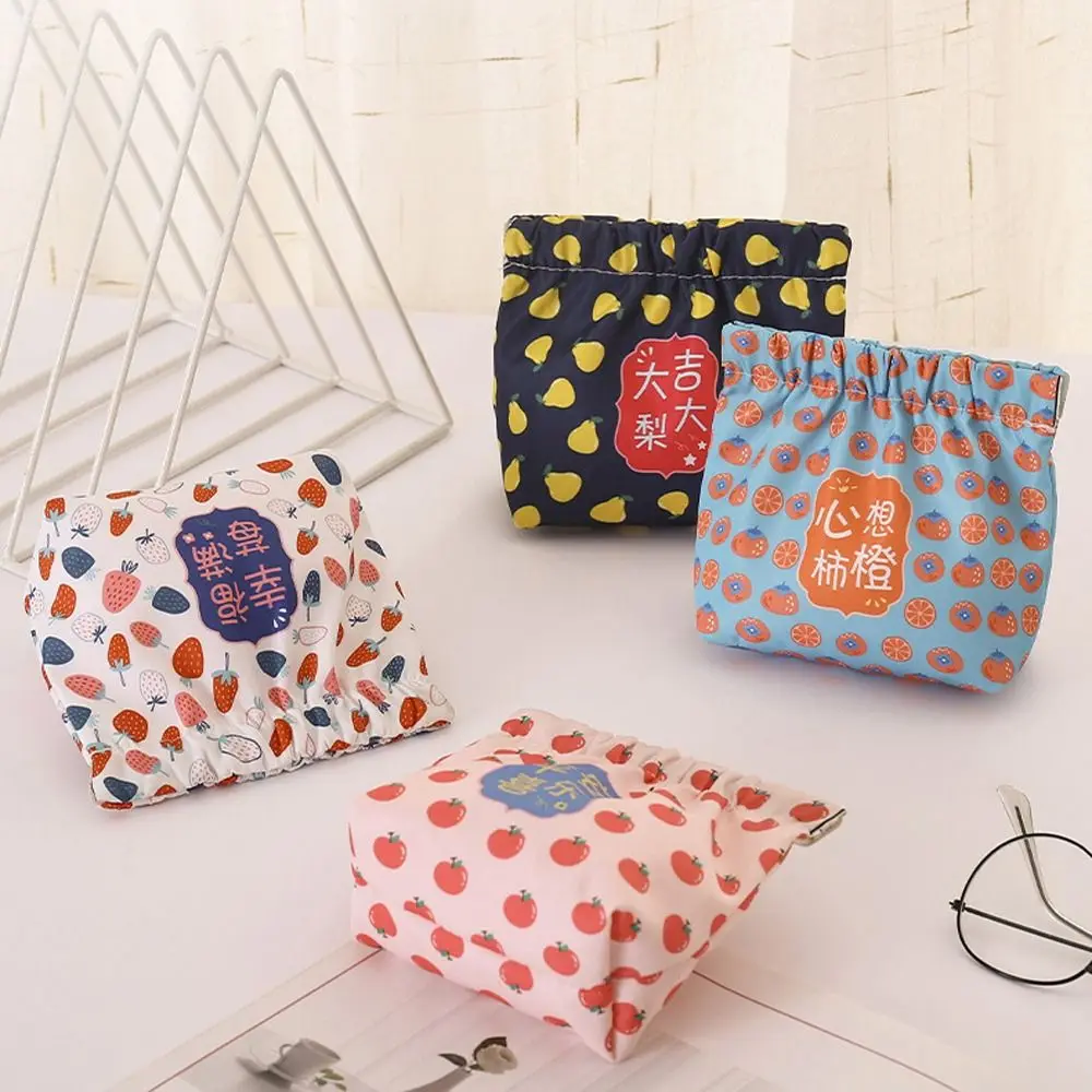 

Strawberry Money Bags Large Capacity Fruits Lipstick Cosmetic Bag Girls Coin Purse Mini Storage Bag Women Spring Bag