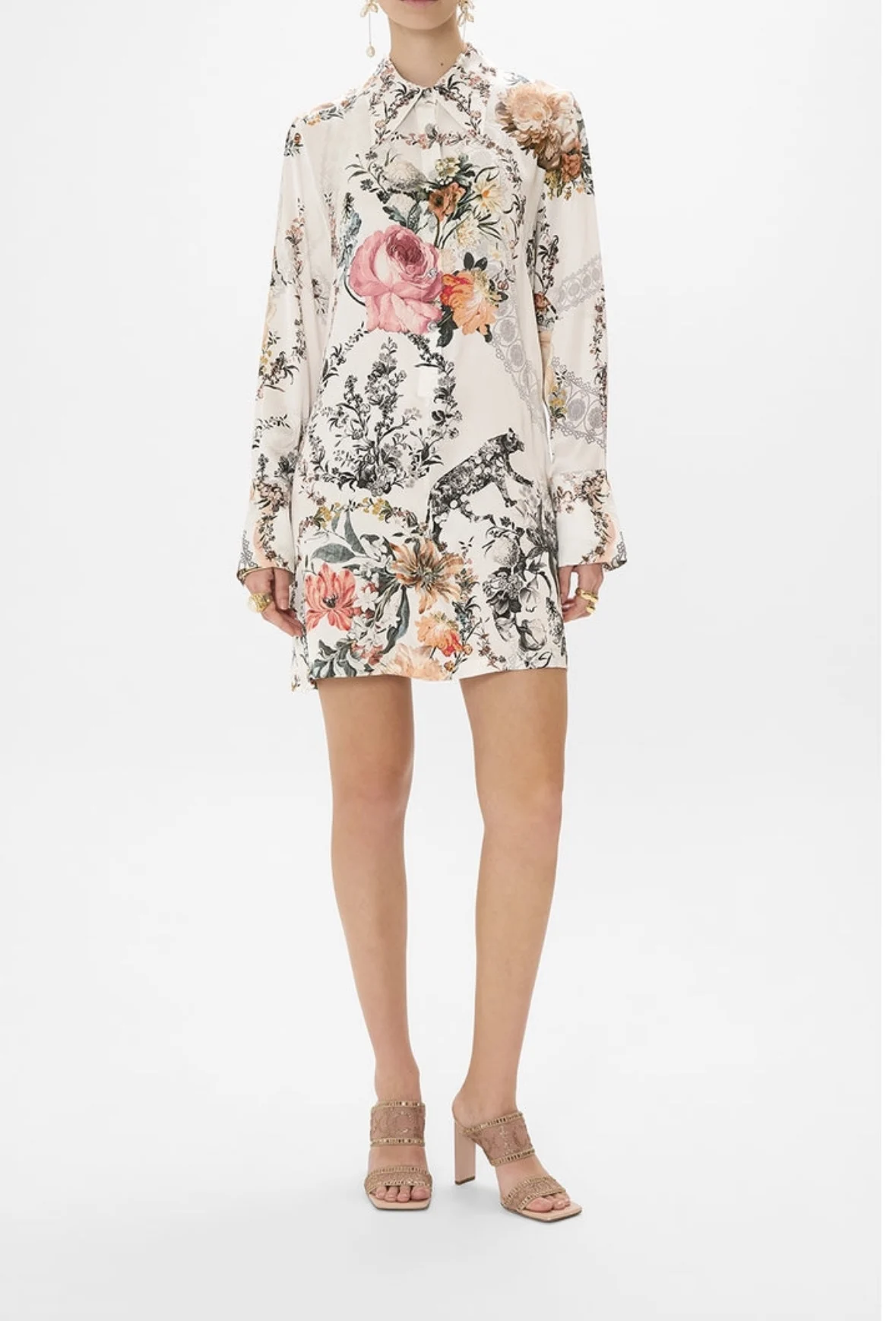 

Потрясающее платье для отпуска с шелковым воротником в французском богемном стиле