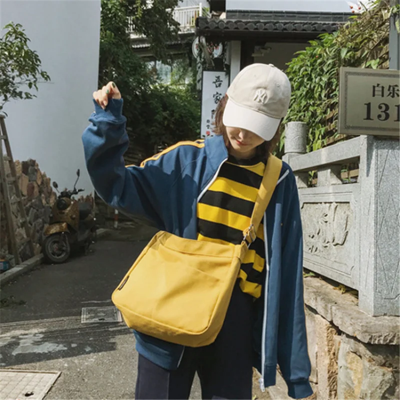 Women's Canvas Tote Bag Casual Shoulder Bag Lightweight Crossbody Purse for Daily Use Shopping Travel