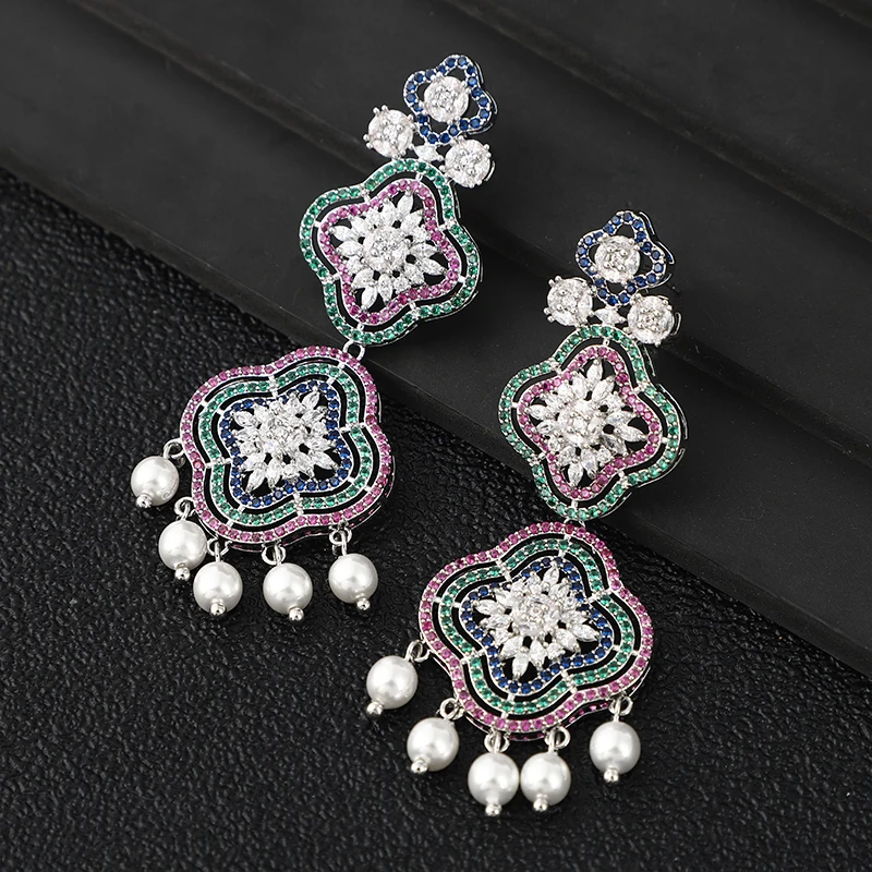 اقراط زركون عصرية أنيقة للغاية