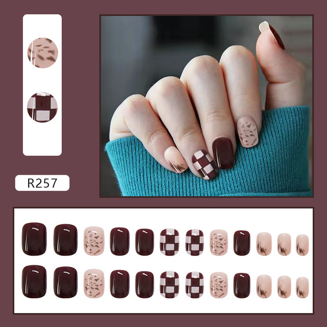 Checkerboard Fake Nails Press on False with Designs Set Fashion Save Time Wearable Manicure Patch False Nails With Glue