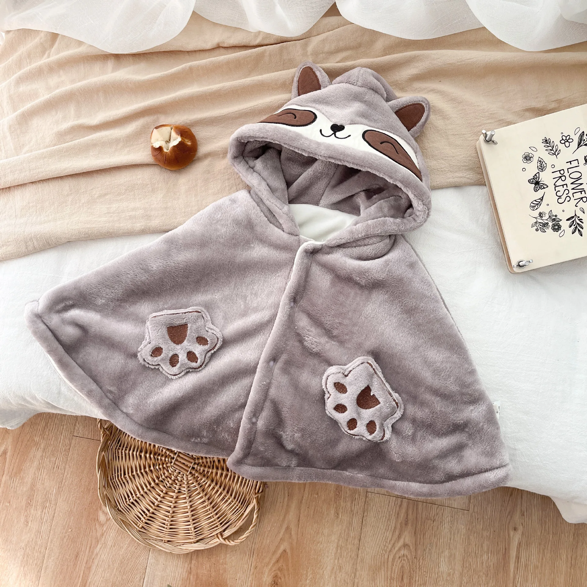 

Autumn Winter Baby Plus Velvet Thicken Hooded Cute Raccoon Cloak Boy Girl Children Cartoon Fleece Windproof Coldproof Warm Cape