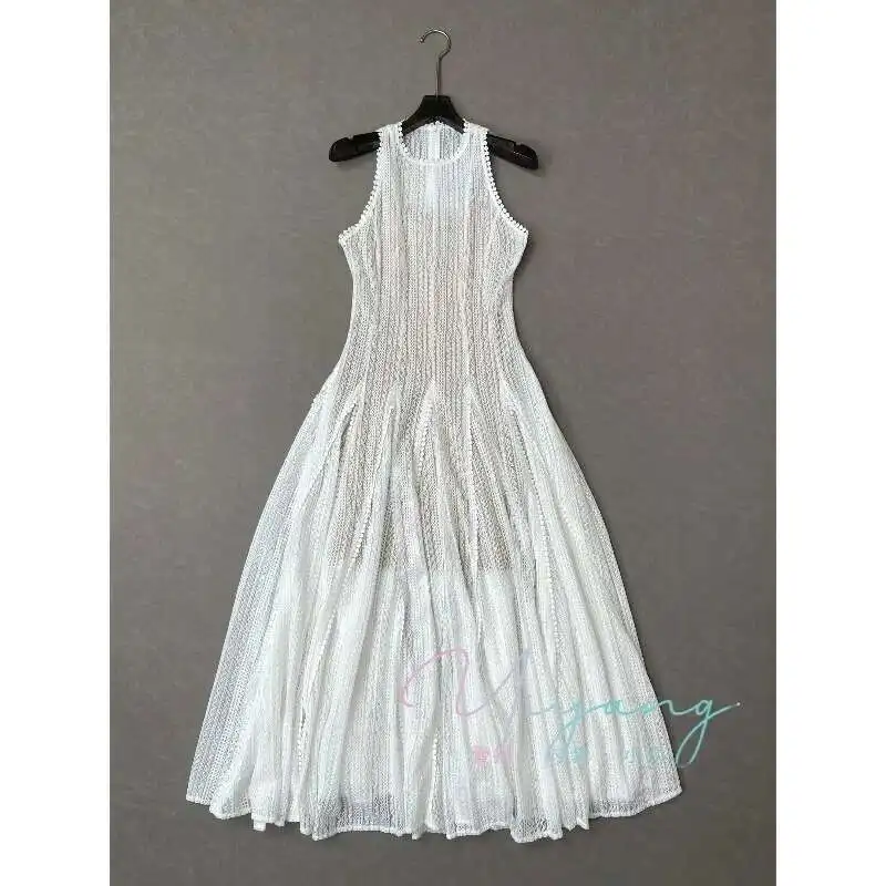 UMI MAO Summer New Dress Femme With Niche Design French Hollow Lace Slim Fit Sleeveless Large Swing Dress For Women Y2K 4