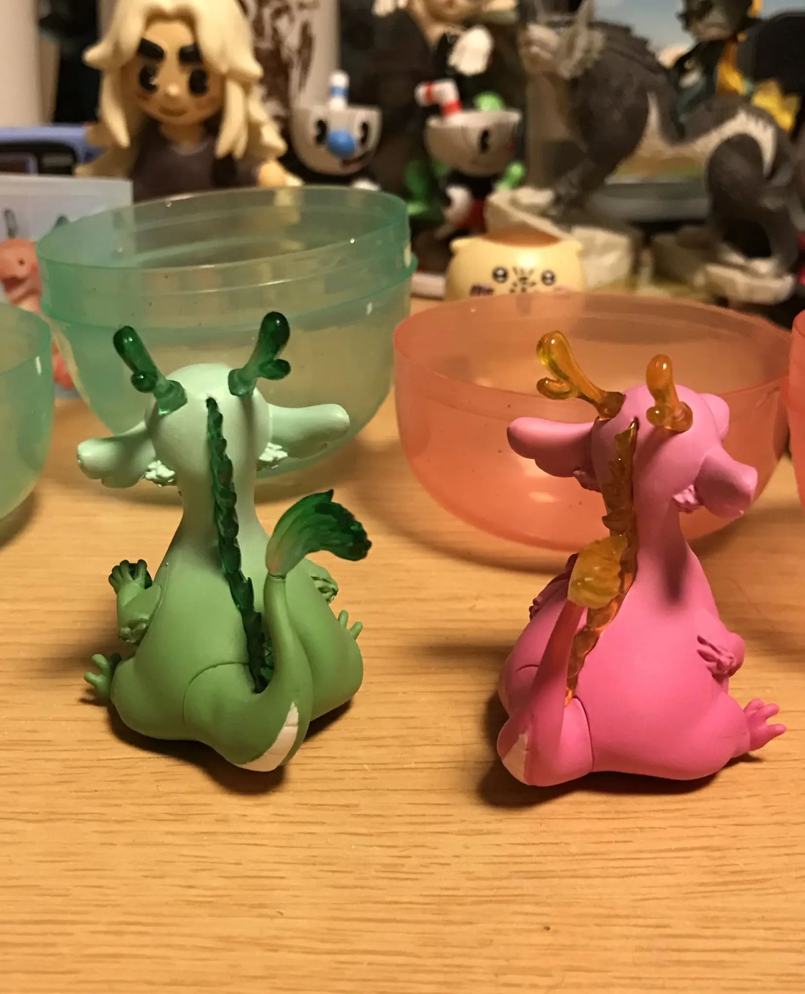 Qualia capsule toys Koryu-san mascot figure cute kawaii rainbow