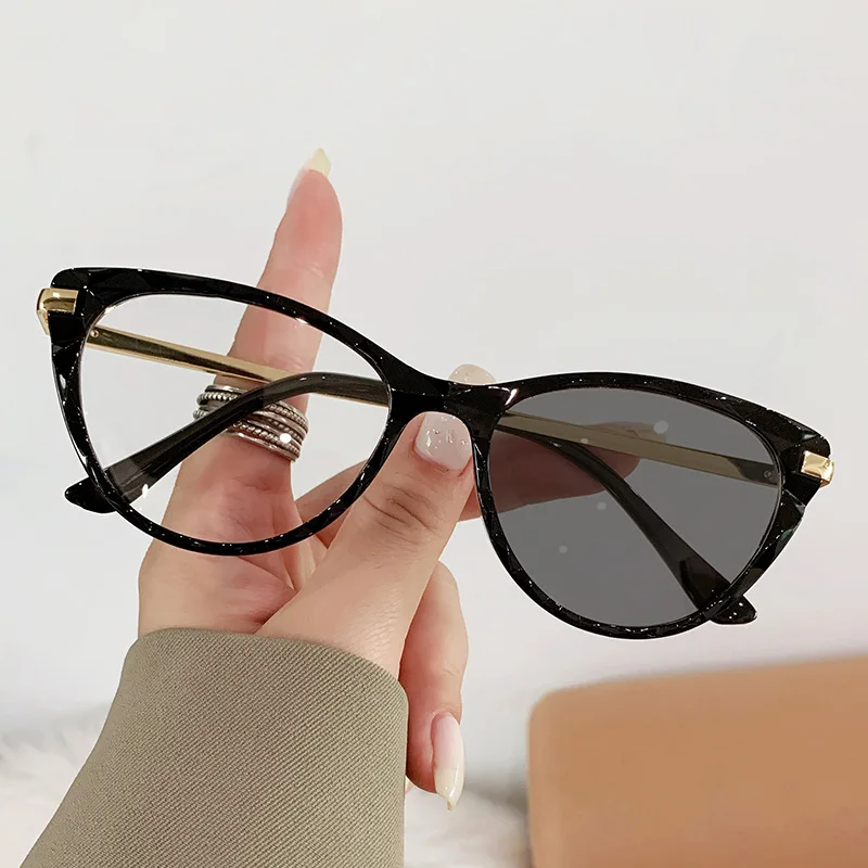 Anti Blue Light Glasses Women Glasses Fashion Vintage Cat Eye Anti Blue Light Glasses Women Triangle Metal Frame Anti Radiation Eye Protection