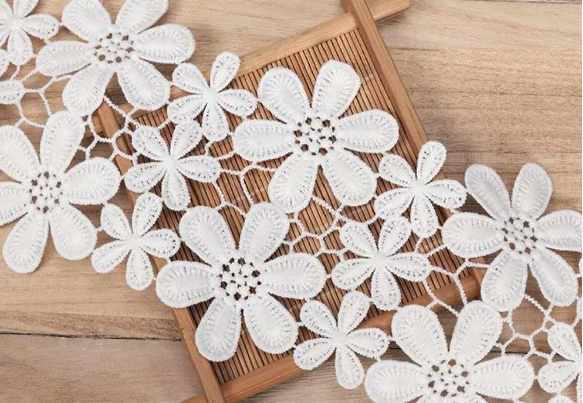 

Аксессуары для одежды, кружевная вышивка штрих-кодов «сделай сам» из молочного шелка, двусторонняя растворимая кружева с маленьким цветком H1102