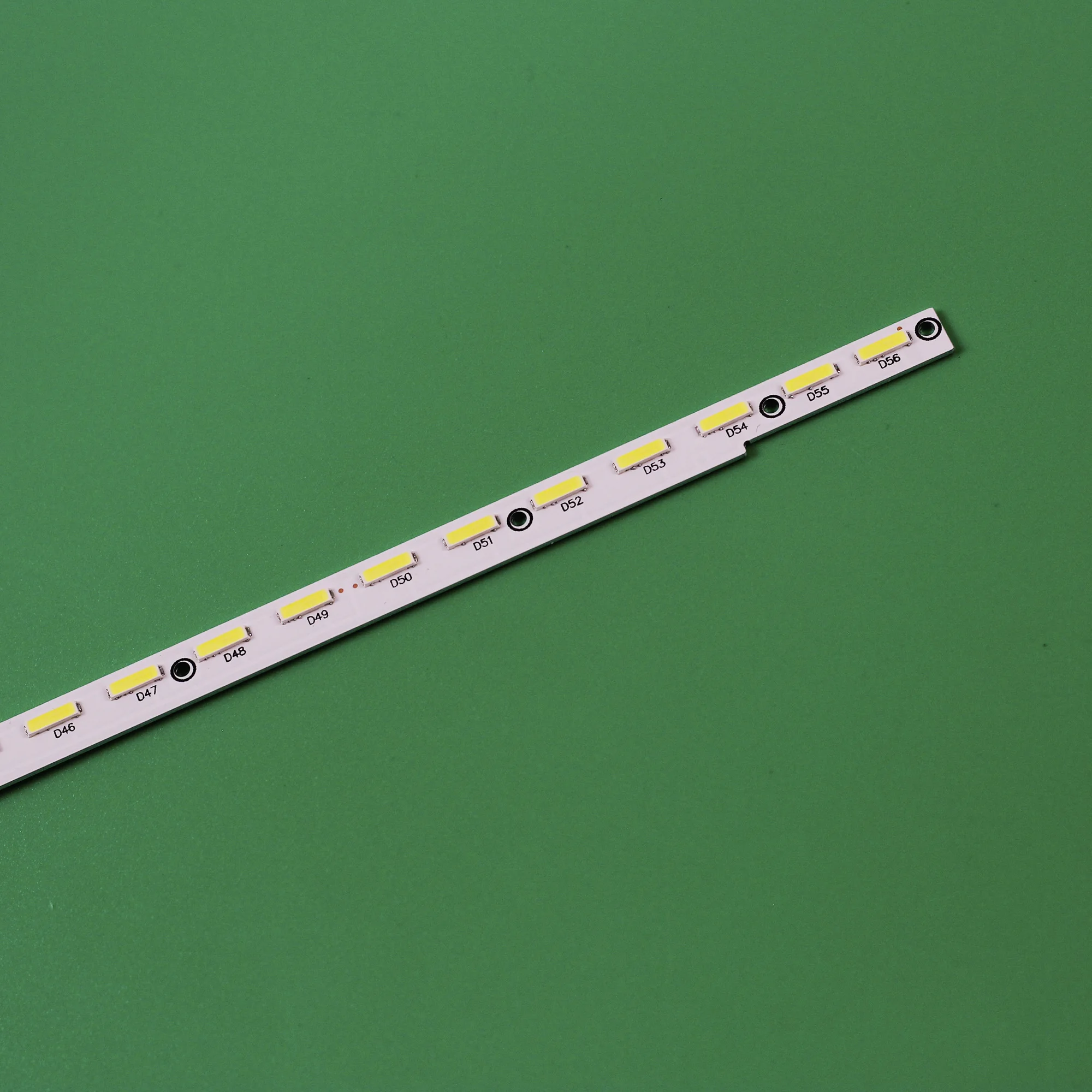 Tira Conduzida da Luz de Fundo para a Tevê Afiada do Lcd de 50 Polegadas Lcd50v3a V500hj1-le8-trem02 V500hj1-le8 623 mm 56leds 6v - Imagem 4
