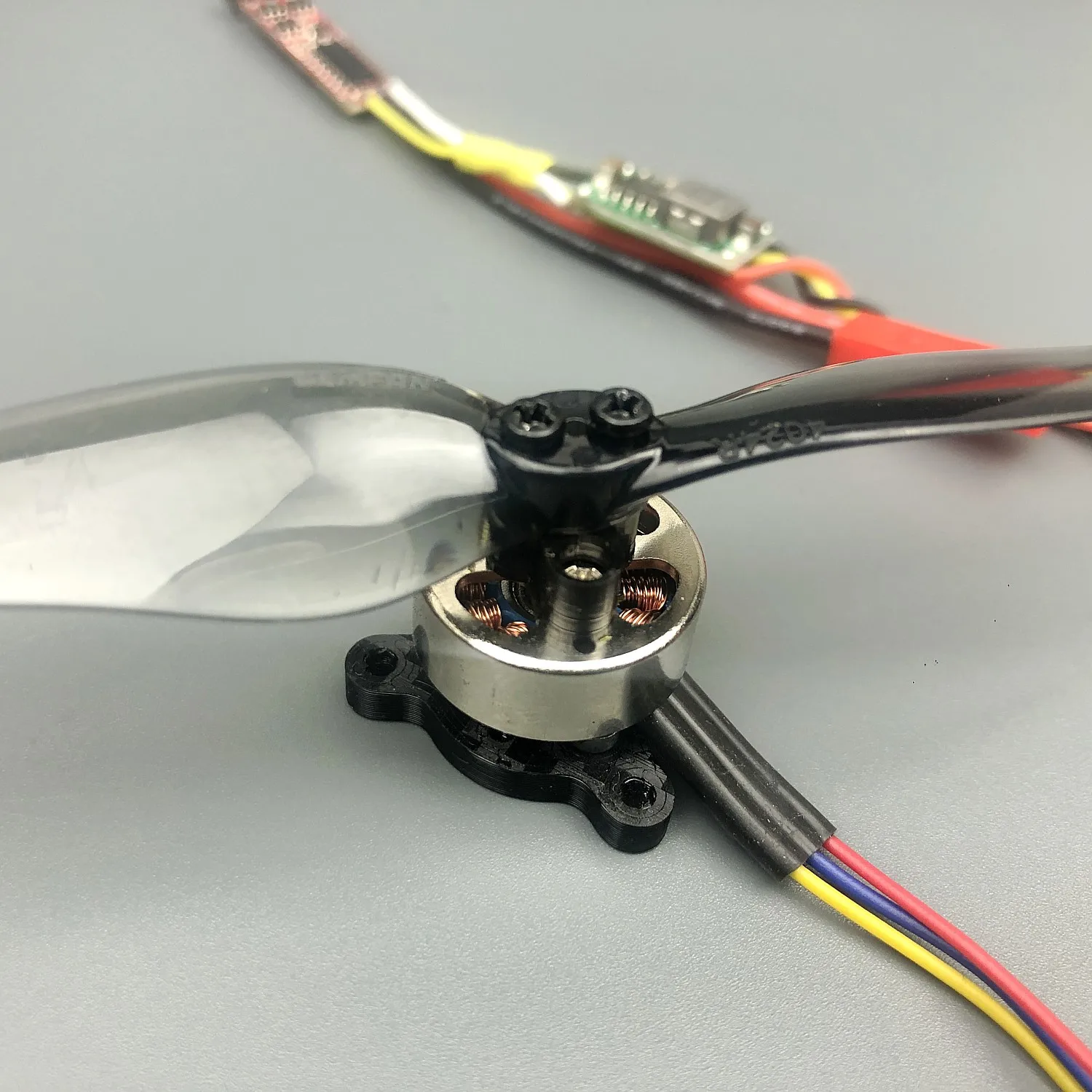 Hélice 100mm en polycarbonate transparente du kit moteur 3800kV