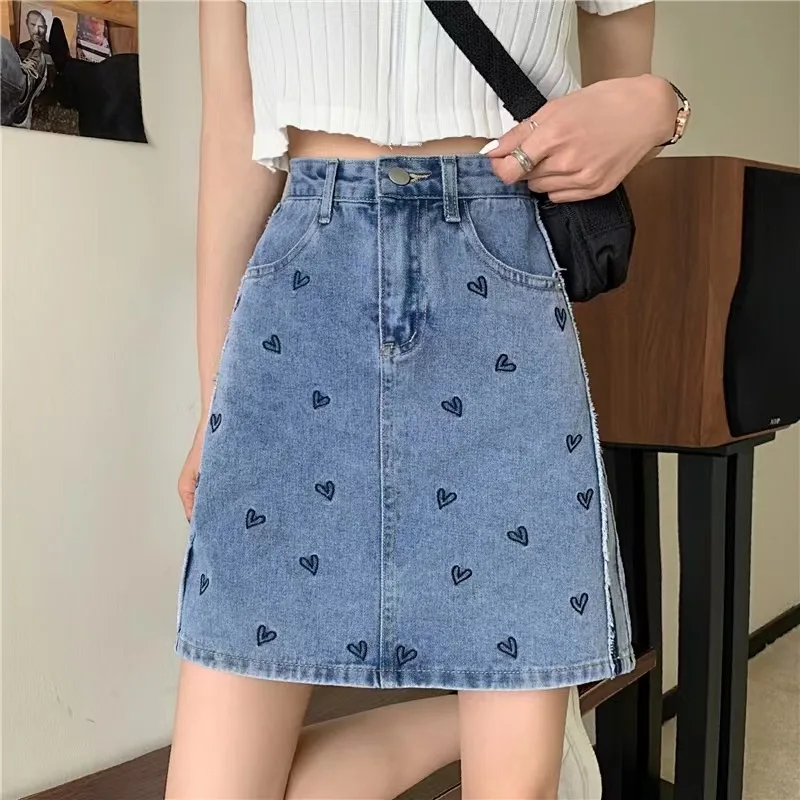 Women 2023 Cutie Sweet Pink Heart Denim Skirt Chic Front Button Up Mini Skirts School Girl Fashion High Waist a Line Jeans Skirt привет cutie летние женщины случайные твердый лук поясом высокий waist плиссированные a line миди юбка