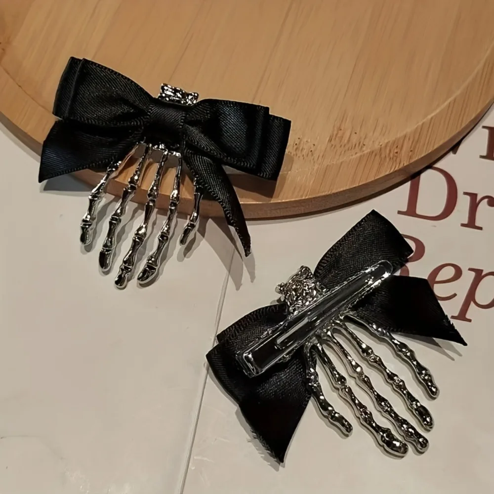 1/2 stücke Trendy Schwarz Band Bowknot Schädel Hand Clip Frauen Haarnadel Haarspange Kinder Halloween Punk Stil Kopfbedeckungen ﻿
