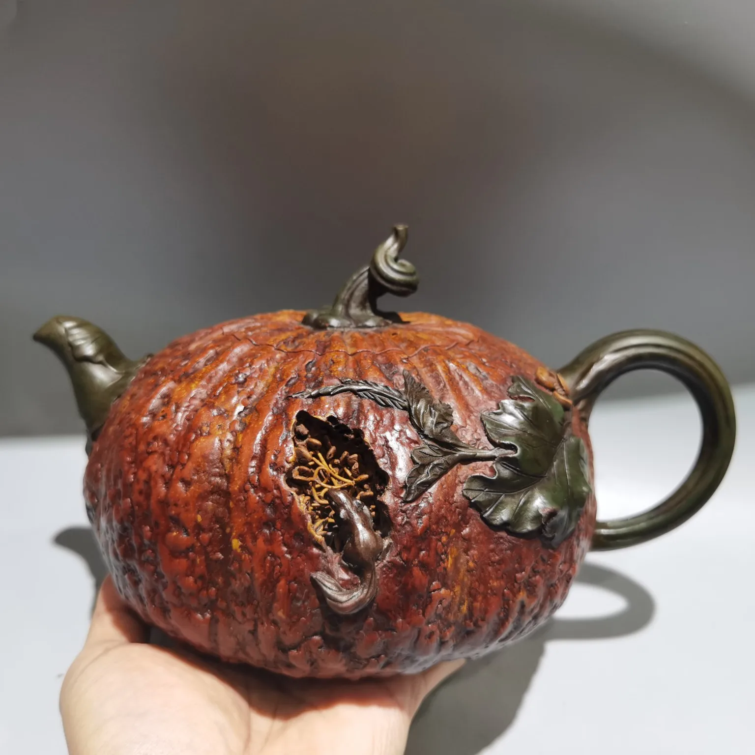 

10"Chinese Yixing Purple Clay Pot Pottery Pumpkin Kettle Pine Tree Statue Pot Teapot Flagon Gather fortune Ornaments